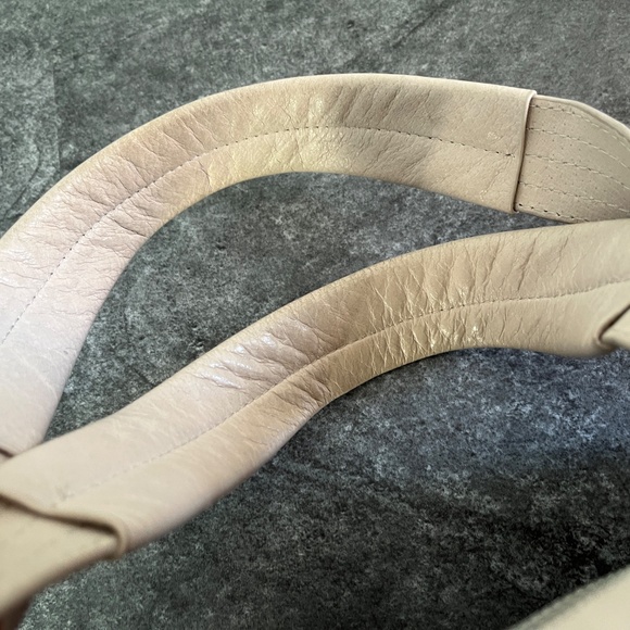 Alain Manoukian leather tote, two-way, satchel and cross-body, shoulder bag. - Picture 10 of 16